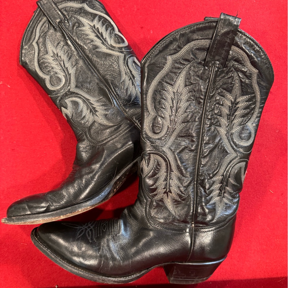 Tony lama black boots size 9